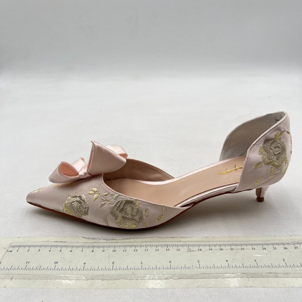 XYD Pink Floral Embroidered Heels